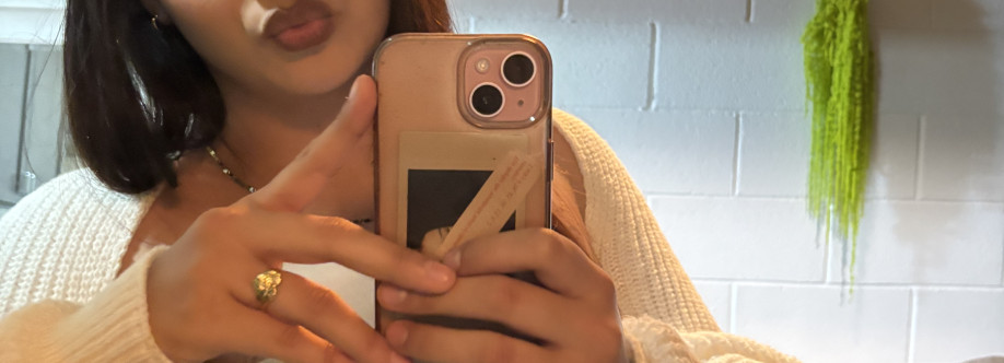 Mely Robles Cover Image